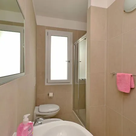 Ideal Beachside Getaway Flat * ליגננו סביאדורו