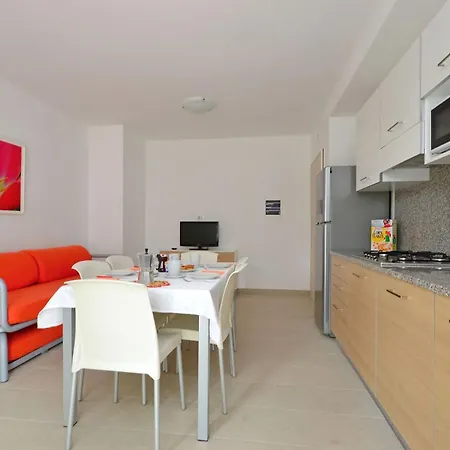 Ideal Beachside Getaway Flat