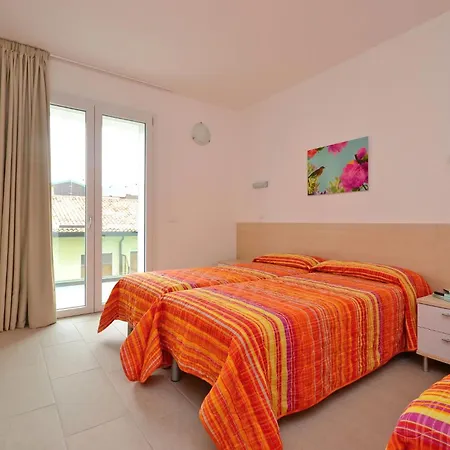 Ideal Beachside Getaway Flat Apartment